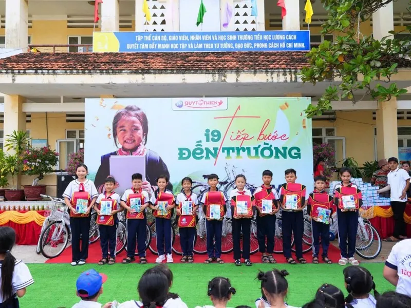 Hình ảnh minh họa việc giáo dục và nâng cao nhận thức về phòng ngừa cờ bạc có vấn đề